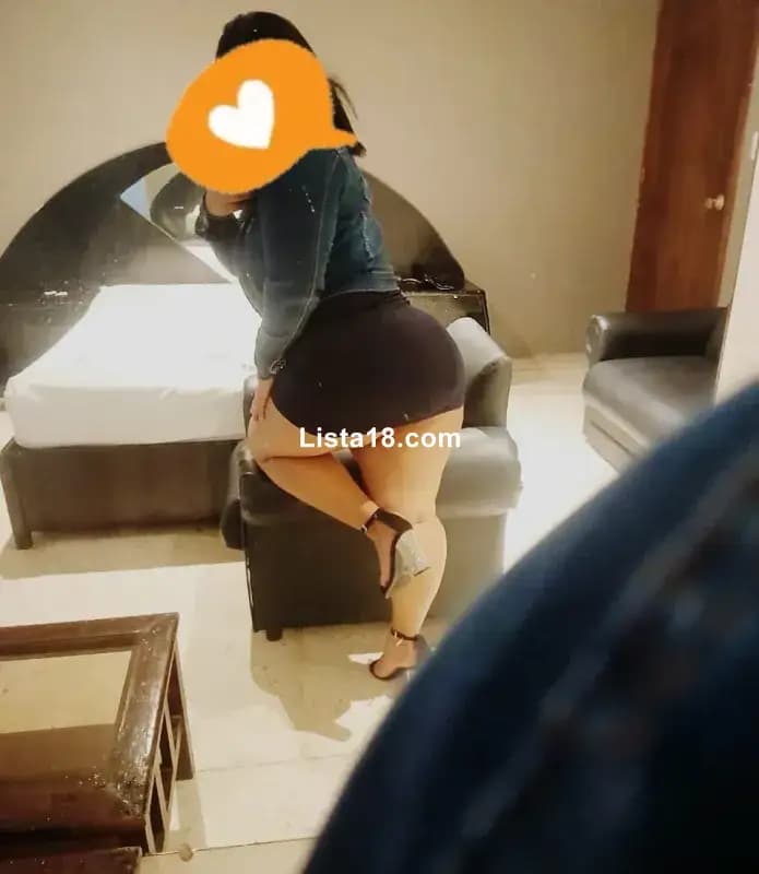 Puticulona Disponible esta tarde noche papasitos vamos a cojer Rico - 1