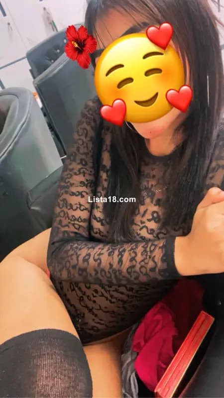 Linda flaquita ninfómana nueva en el ambiente