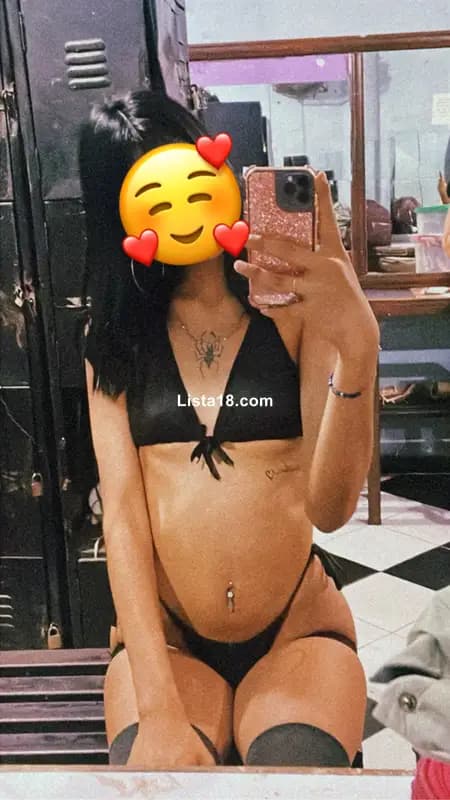 Linda flaquita ninfómana nueva en el ambiente - 2