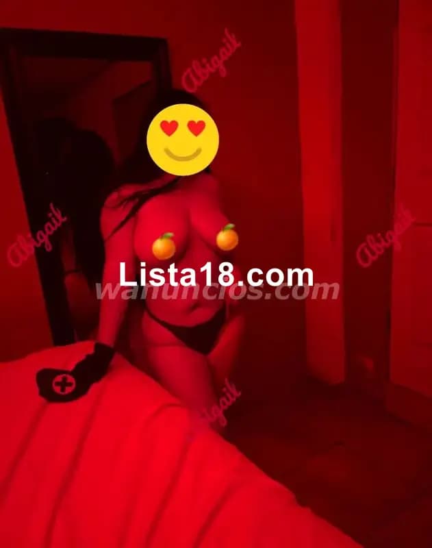 Andrea Abigail de vuelta 26 años joven alta hermosa y amable - 1