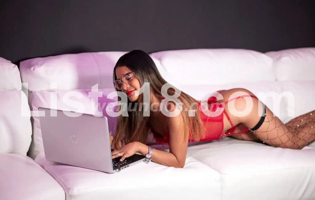 CHICAS EXCLUSIVAS LISTAS PARA BRINDARTE LAS MEJORES NOCHES DE TU VIDA - 3