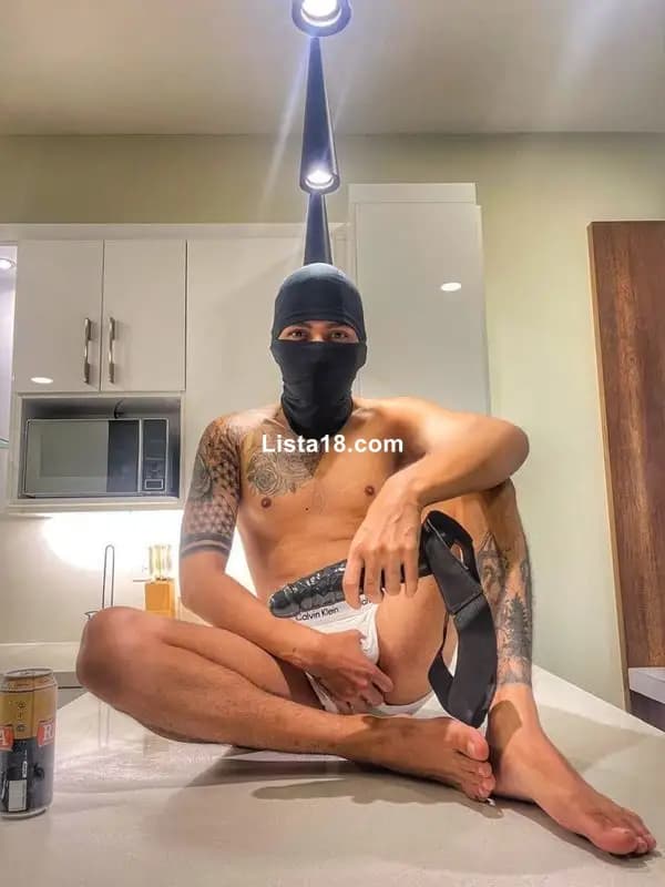 SCORT VIP CON TATUAJES VARONIL DISCRETO DISPONIBLE (6282-7875) - 6