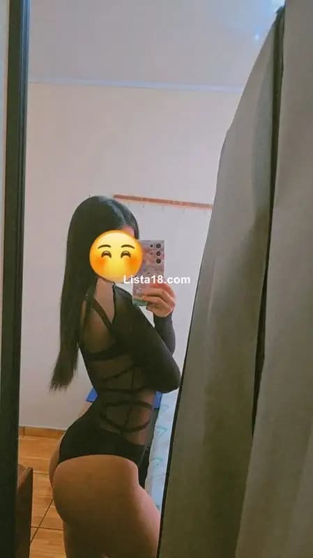 Tu chica muy caliente y adicta al sexo y satisfacerte papi - 1