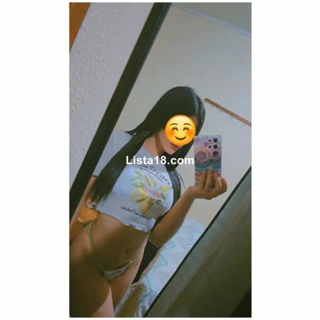 Hola soy Keyri estoy disponible para coger rico