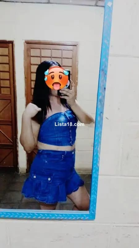 Chica Trans versátil disponible en sonsonate sexo oral y follar