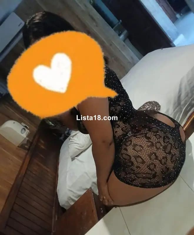 KEYRI UNA NALGONA PUTITA DISPONIBLE PARA COJER BB NALGONA PENETRAME EN 4 - 2