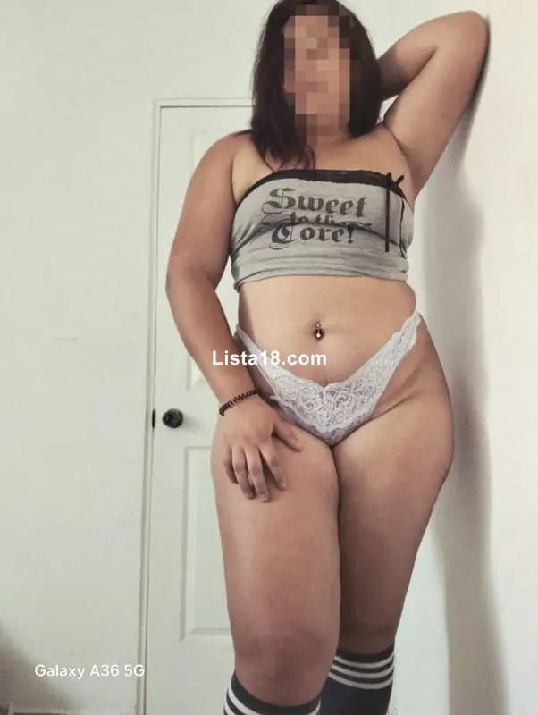 Hola papi quieres relajarte y pasarla rico escribeme bebe