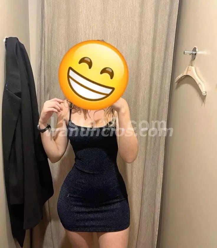busco hombres solventes , soy chica delgada escort de 20 años disponible . - 2