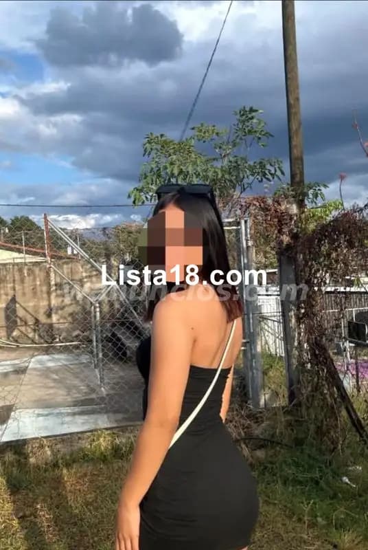 Chica disponible día domingo 18 años sin hijos - 1