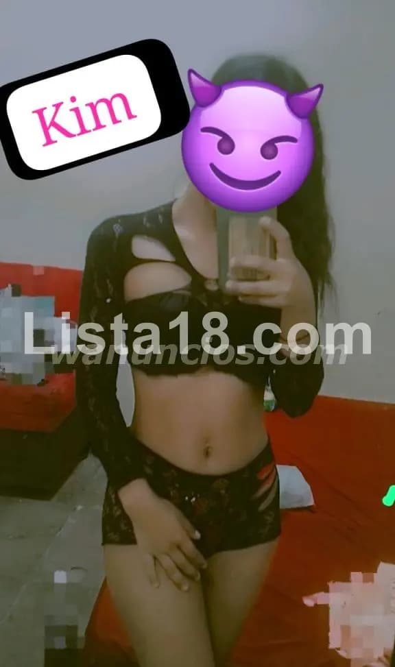 Kim ,Flaquita de 18 años , Disponible únicamente en EliXxir spa