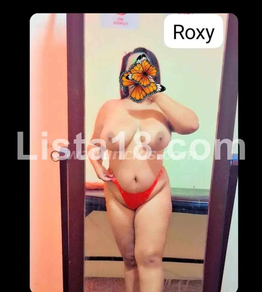 Tu chichona rica de pechos granes disponible para pasarla rico - 4