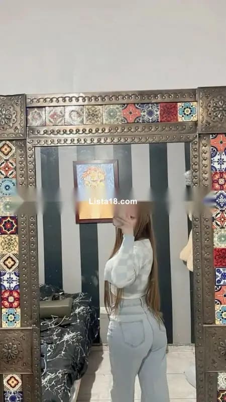 Hola amor soy alisson hermosa chica de 22 años - 1