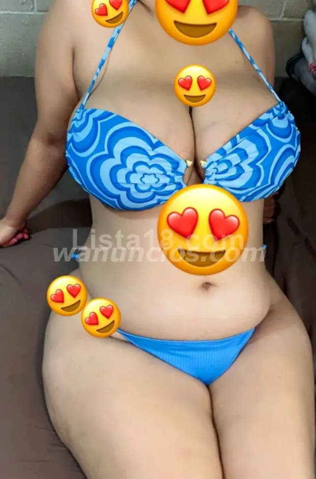Deliciosa mamasita de grandes pechos si te gusta los que ves escribeme bebe - 3