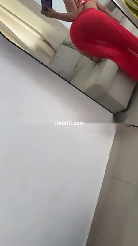 Hola lindos soy hanna una linda colombiana estare por pocos dias - 2
