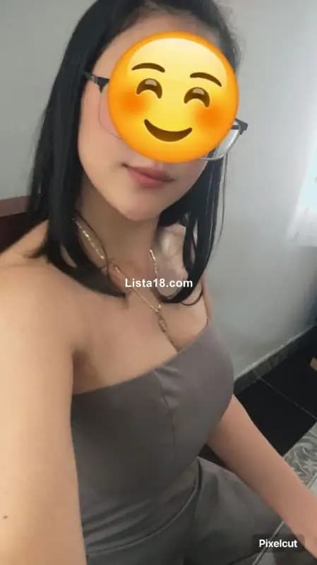 Chica nueva en el ambiente de vacaciones en san salvador - 1