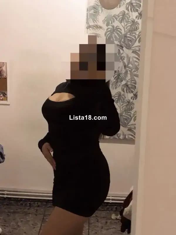 Hermosa chica ,nueva en el hambiente con ganas de follarte - 3