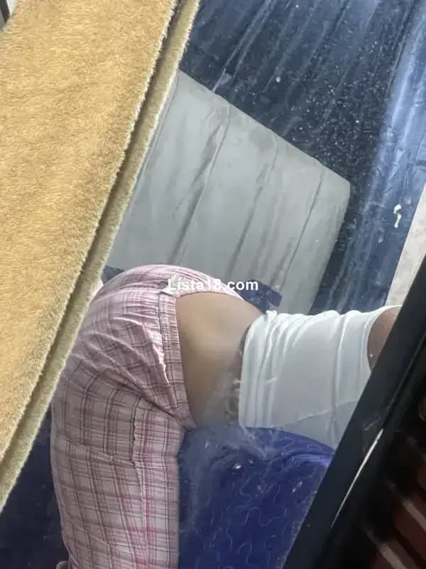SOY VANESSA DISPONIBLE PARA DARTE UN RICO MOMENTO DE PLACER!!.. DE 11AM A 8PM - 4